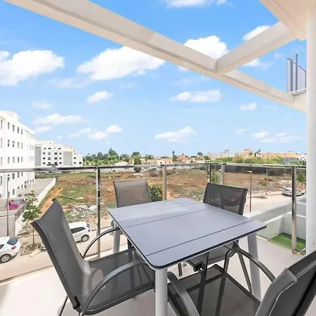 Port And Beach Apartment. Apartment *