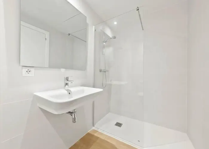 Port And Apartment. Appartement *