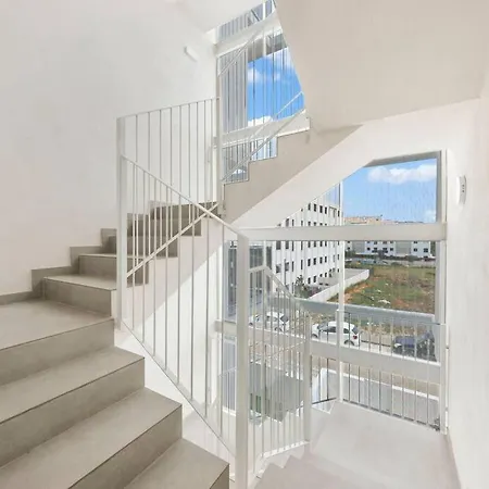Port And Apartment. Апартаменты Дения